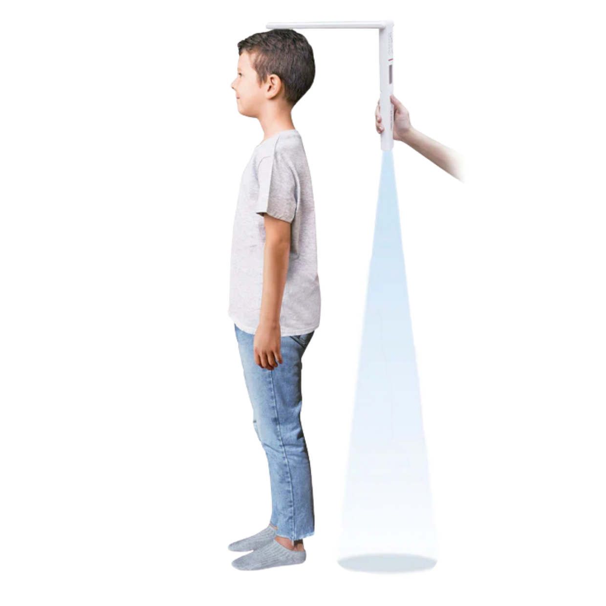 Medición de la talla de un niño con el estadiómetro ultrasónico Charder HM250U