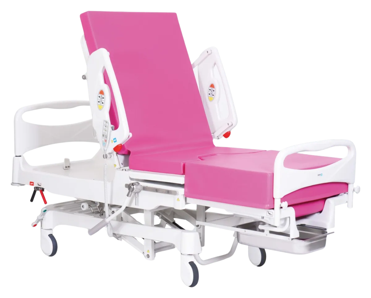 Cama de parto eléctrica FAMED ROSSA con respaldo elevado, tapicería fucsia y estribos