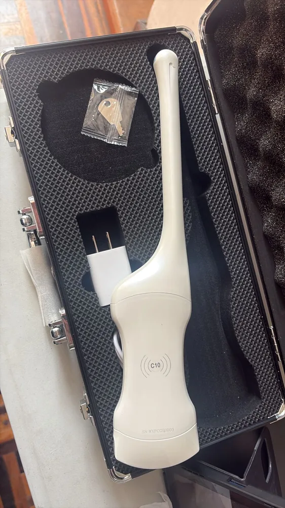Ecógrafo ginecológico de mano KONTED C10QT, 2 en 1 Sonda del ecógrafo KONTED C10QT en estuche de transporte